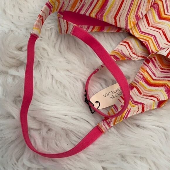 victoria’s Secret Lightly Lined Demi Bra Sz 34B - Picture 12 of 12